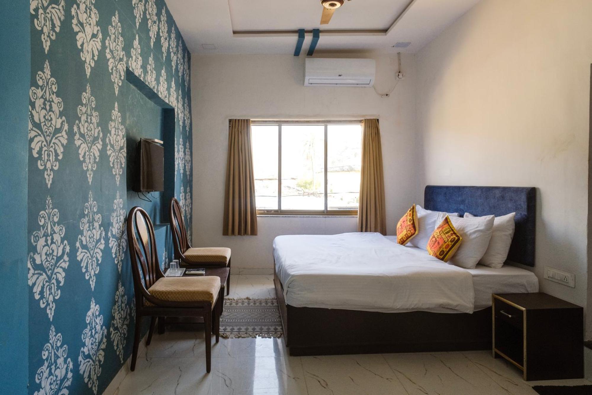 מאונט אבו Rudraksha Inn מראה חיצוני תמונה