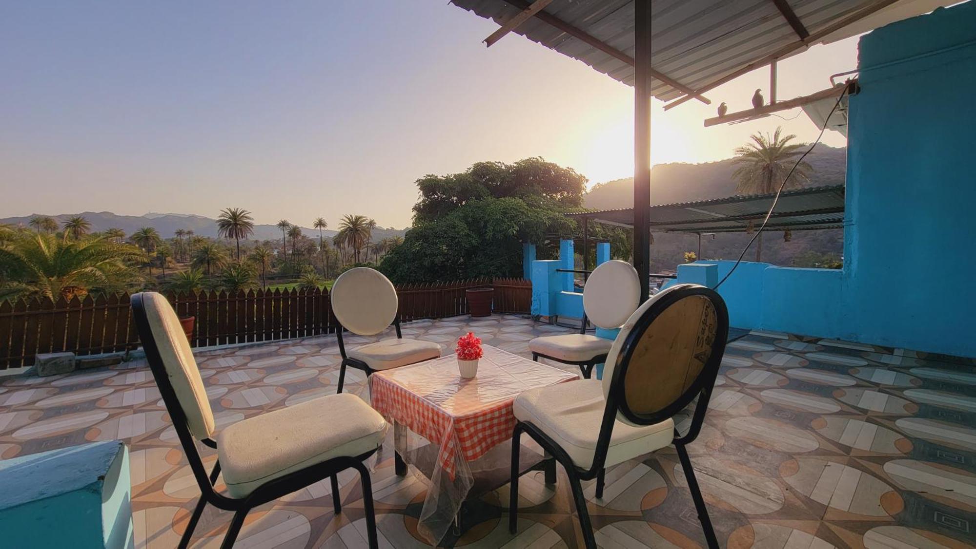 מאונט אבו Rudraksha Inn מראה חיצוני תמונה