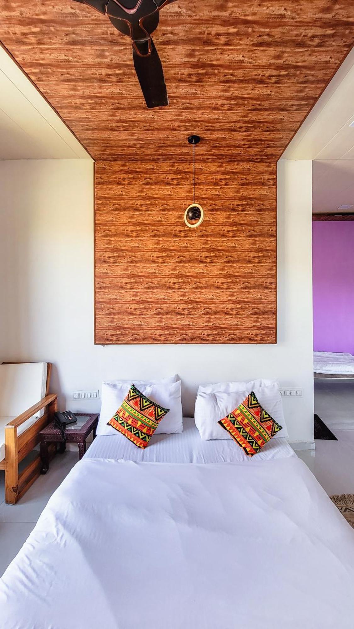 מאונט אבו Rudraksha Inn מראה חיצוני תמונה
