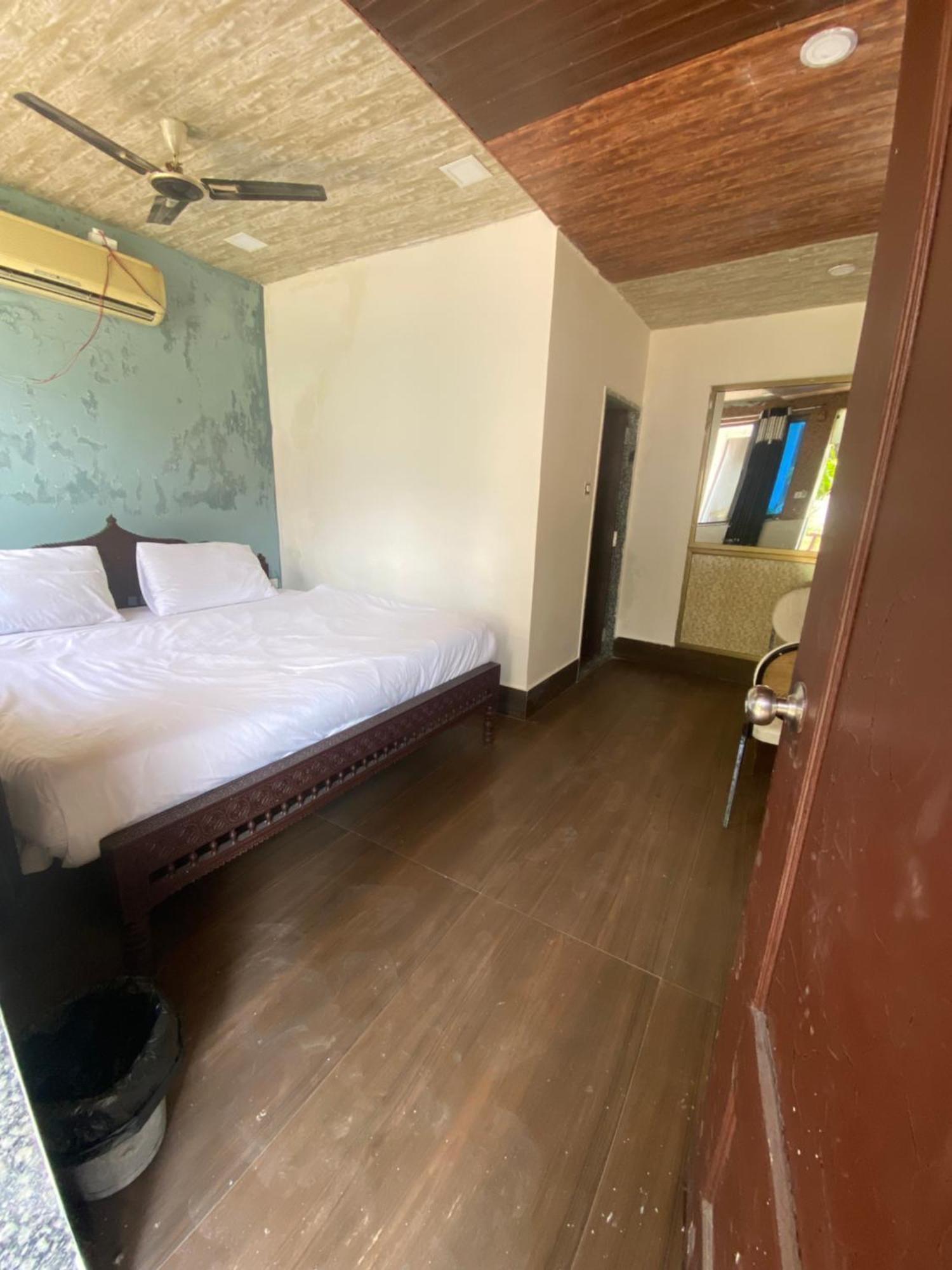 מאונט אבו Rudraksha Inn מראה חיצוני תמונה